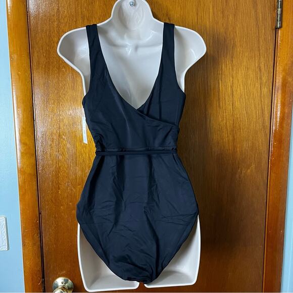 Andie Belted One Piece Swimsuit Medium New With Tags! “The Belmar” Beach Pool - Picture 6 of 8